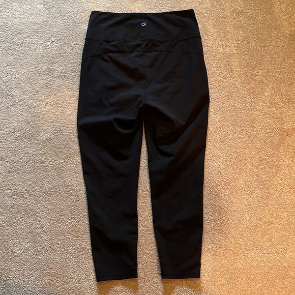 Large black Gap Fit leggings - Picture 3 of 4